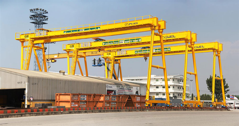 Rail Mounted Gantry Crane GH Cranes Components For Heavy Loads