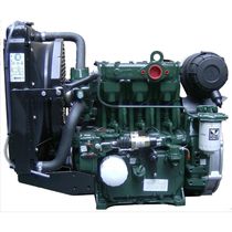 3 cylinder liquid cooled direct injection diesel engine 11.3 - 22.1 kW | LPW3 LISTER PETTER