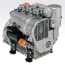 air cooled multi cylinder diesel engine 30.9 kW, 42 HP | 11 LD 626-3 Lombardini