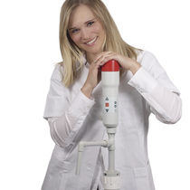 battery powered laboratory drum pump Li-Ion, 0,4 - 12 l/min B&uuml;rkle
