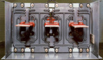 busbar with metal housing 1 200 - 6 000 A, 600 - 34 500 V GE Electrical Distributions