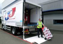 column tail lift for truck max. 1 500 kg, max. 1 700 mm | RATCLIFF RV1503 Palfinger
