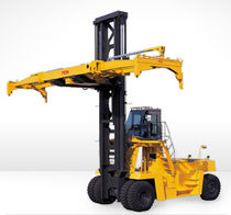 container handling forklift truck FD430 TCM
