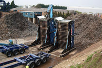 container / semi-trailer dumper 20 ft  A-WARD Attachments Ltd
