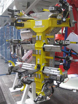 custom manipulator end effector  COMAU S.p.A. - Powertrain Systems