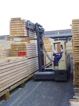 electric 4-way side loader forklift truck 4.5 - 7 t, 3 000 - 10 000 mm | 2131 series HUBTEX