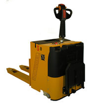 electric pallet truck with rider platform max. 3 000 kg | SQR30 H.E.S