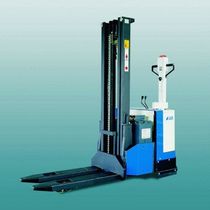 electric pedestrian stacker 1.2 - 2 t | EGI series MIAG