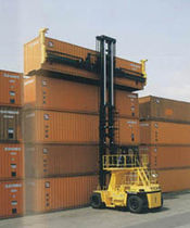empty container handling forklift truck FC70 TCM