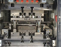 fast tool handling system for presses  Feintool Technologie AG