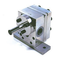 fuel oil gear pump 0.15 - 1 000 cm&sup3;/rev, max. 150 bar SLACK & PARR