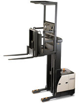 high lift vertical order picker with fixed forks max. 1 000 kg, max. 10 800 mm | SP 3522 CROWN