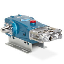 high pressure triplex piston pump 0.25 - 60 gpm, 100 - 1 500 psi CAT PUMPS&reg;