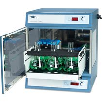 laboratory shaker-incubator 5 ... 60&deg;C, 30 - 300 rpm | SI500 & SI600 Stuart Equipment