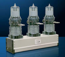 medium-voltage vacuum circuit breaker 12.5 - 32.5 kA, 12 -24 kV Igel