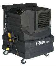 mobile evaporative cooler 3 398 m/h, 46 m&sup2; | cyclone 2000 lc-europe