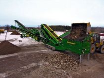 mobile screen 100 HP, 27 200 kg (59 965 lbs)| S130 McCloskey International Limited