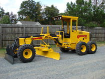 motor grader 13 050 lb (5 920 kg) | C70 C Champion Motor Graders