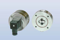 oval wheel counter flow-meter for low flow rates min. 0.5 l/h, 400 bar, max. 200 &deg;C KOBOLD INSTRUMENTATION