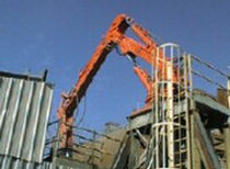 pedestal mount hydraulic breaker 24.6 ft/7.5 m | B7500  NPK Construction Equipment, Inc.