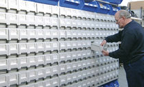 plastic storage container  Link International