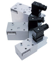 pneumatic distributor manifold valve 10 000 psi, 15 l/min HydroWer-Hydraulik GmbH