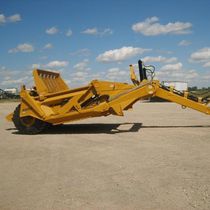 pull-type scraper 3.66 m (12'), 25.2 m&sup3; (33 cu yds) | K-Tec 1233 K-Tec Earthmovers Inc.