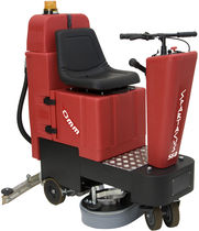 ride-on scrubber-dryer 2 800 m&sup2;/h | 560 SPARTACUS omm lavapavimenti
