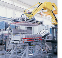 robotic palletizer: articulated type max. 36 000 p/h Lanfranchi S.r.l.