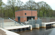 screen cleaner for wastewater treatment RHR Bosman Watermanagement B.V.