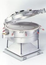screening machine with movable support  Allgaier