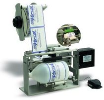 semi-automatic labeler 10 - 20 p/min | R310 Universal Labeling Systems