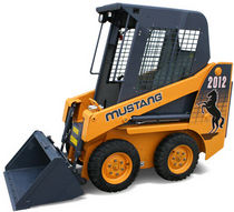 skid steer loader 1 352 kg  Mustang Manufacturing Company, Inc.