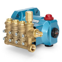 triplex plunger pump 0.13 - 240 gpm, 100 - 10 000 psi  CAT PUMPS&reg;