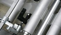 ultrasonic web edge sensor 10  - 15 V, 0 - 10 mA, 5 - 60 &deg;C | SE-31 MAGPOWR