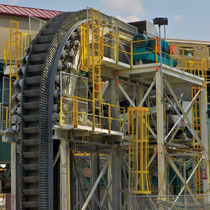 vertical reciprocating conveyor (VRC)  The Robbins Company
