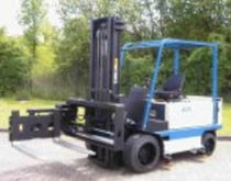 very narrow-aisle (VNA) swing mast electric forklift truck max. 1.5 t | EFG..XES series MIAG