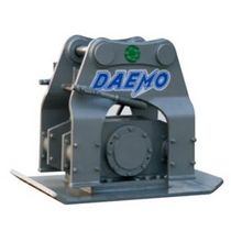 vibratory plate compactor for excavator 3.5 - 6.5 t | DMV50 Daemo engineering Co., Ltd.