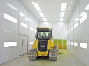 enclosed paint booth / for agricultural equipment / for metal fabrication / for aeronautical applications