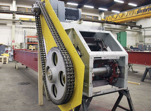 chain conveyor / inclined / horizontal / drag