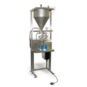 filling machine for the cosmetics industry / cheese / for perfumes / fruit juice