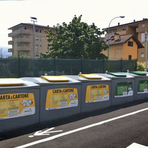 household waste waste container