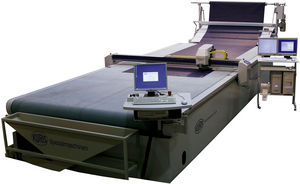 CNC cutting machine / for fabrics / knife