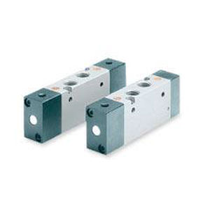 spool hydraulic directional control valve / solenoid-operated / pneumatically-operated / 5/2-way