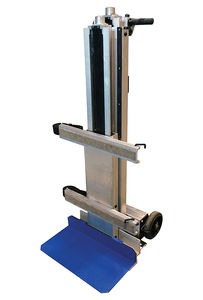 stair-climbing hand truck / motorized