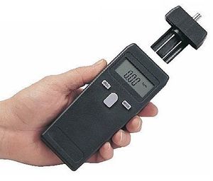 non-contact tachometer / handheld / digital / robust