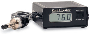 thermocouple vacuum gauge / digital / with controller