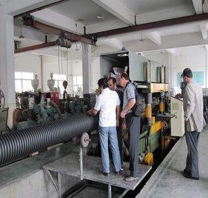 double-wall corrugated pipe extrusion line / for PP / for PE / multilayer