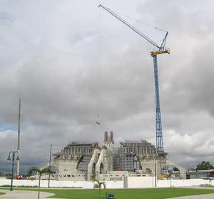 fixed crane / luffing jib / tower / construction