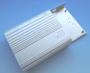surface mounted enclosure / rectangular / alloy / thermal protection